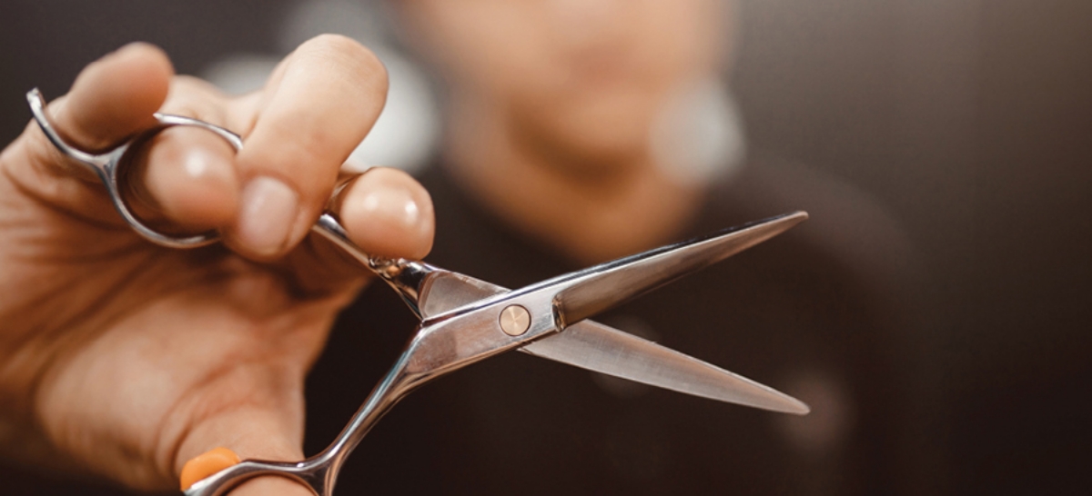 GHIDUL FRIZURILOR PERFECTE! DESCOPERA CARE SUNT TUNSORILE POTRIVITE SI PE CARE TREBUIE SA LE EVITI IN FUNCTIE DE FIZIONOMIE