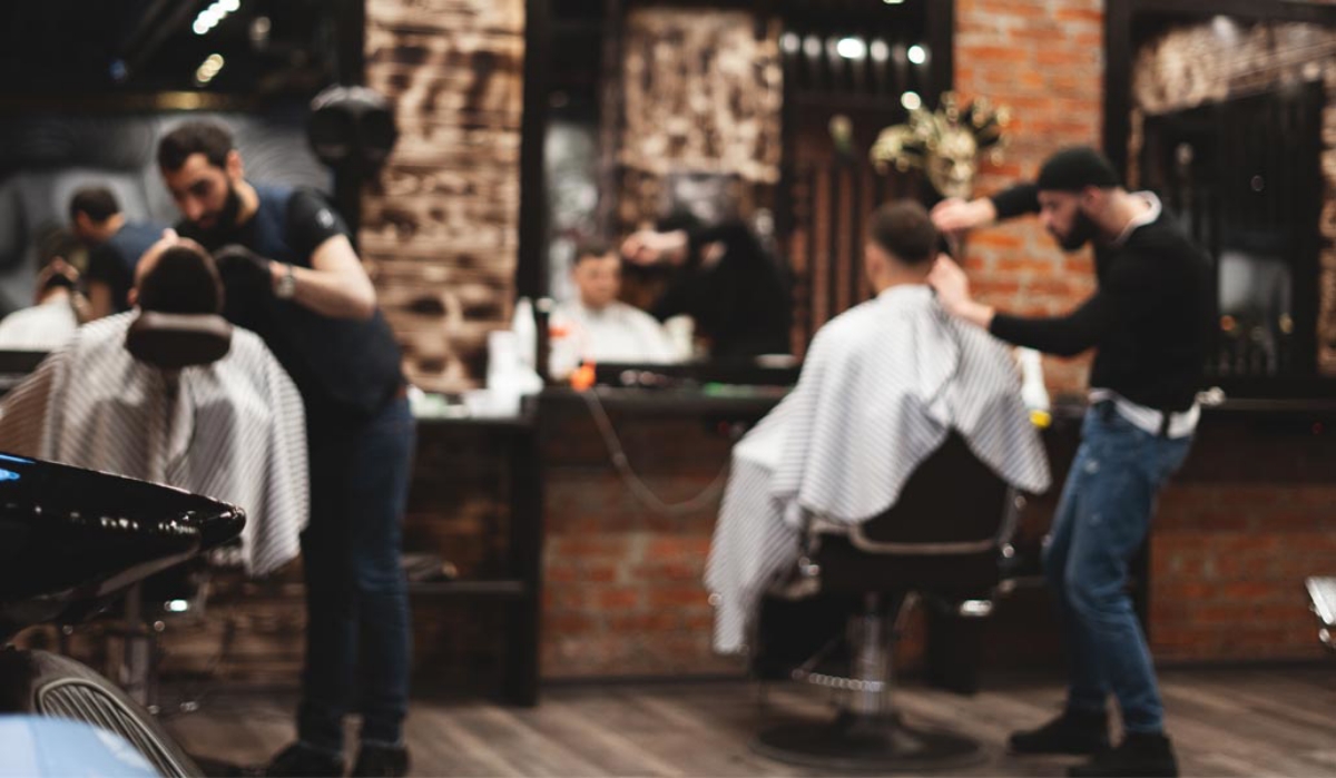 O idee profitabila de afaceri cu 5000€? Deschide un salon de frizerie!