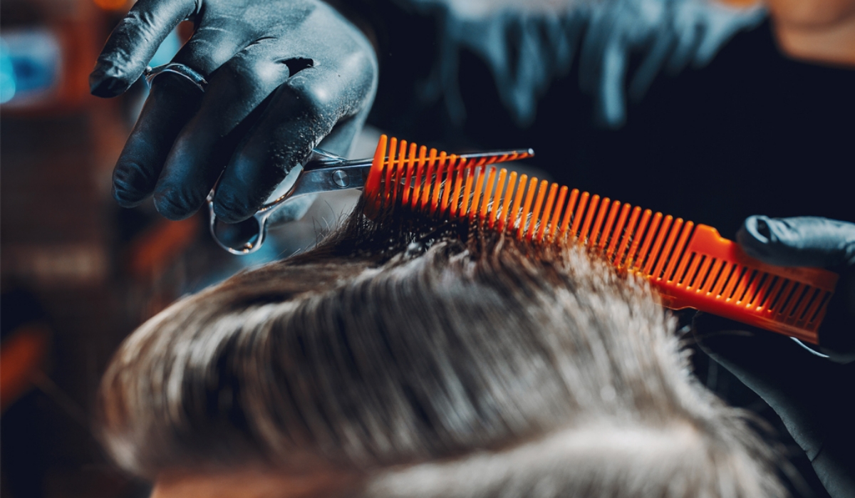 Cum sa alegi cea mai buna foarfeca pentru tuns in 2020