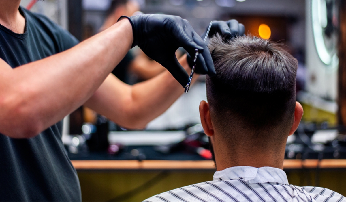 Cum poți readuce la viata parul deteriorat al clientilor tai?