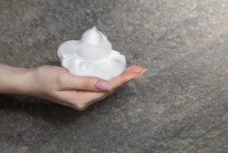 Ceara spuma - NISH MAN 04 - pentru par - 150 ml