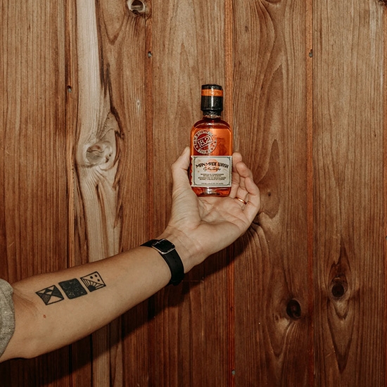 Sampon pentru par 3 in 1 (sampon,balsam,gel de dus) - MAN MADE - Noble Oud - 100 ml